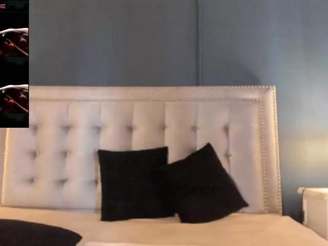 IssyRosse from BongaCams