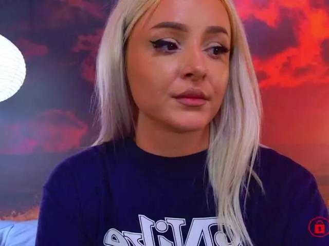JazzyJULIA from BongaCams