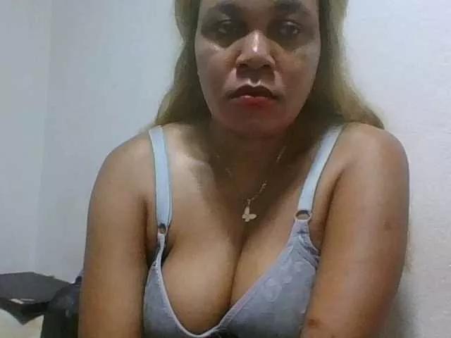 JELLA1 from BongaCams