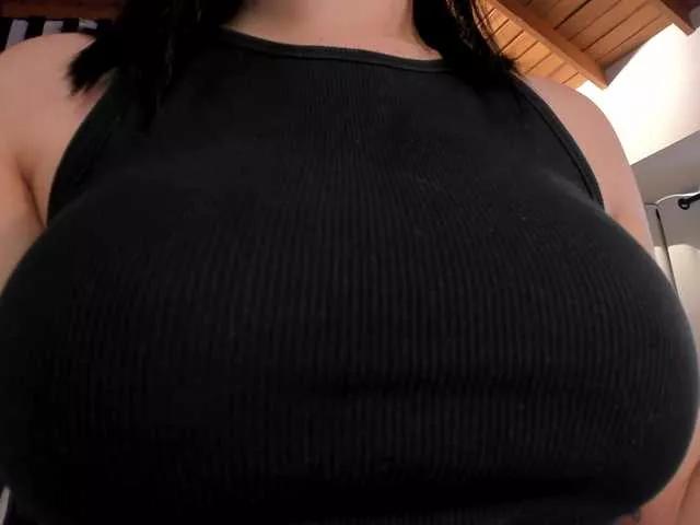 JennaOlson from BongaCams