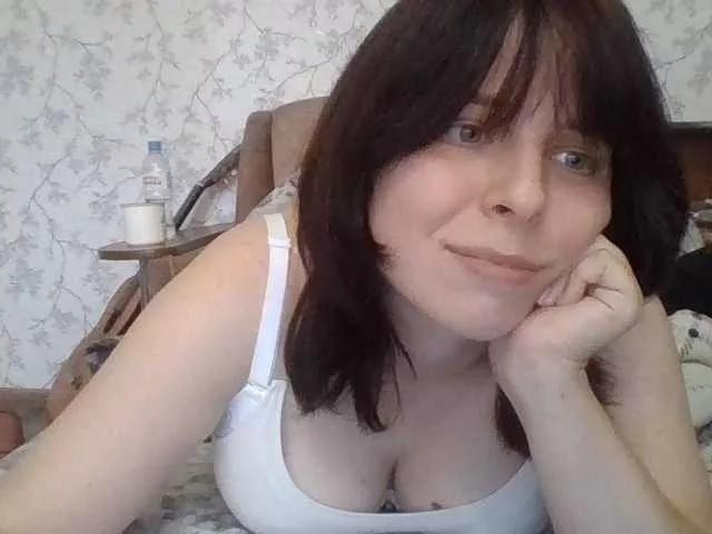 Julia357743 webcams show profile image 