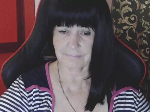 KatarinaGloss from BongaCams