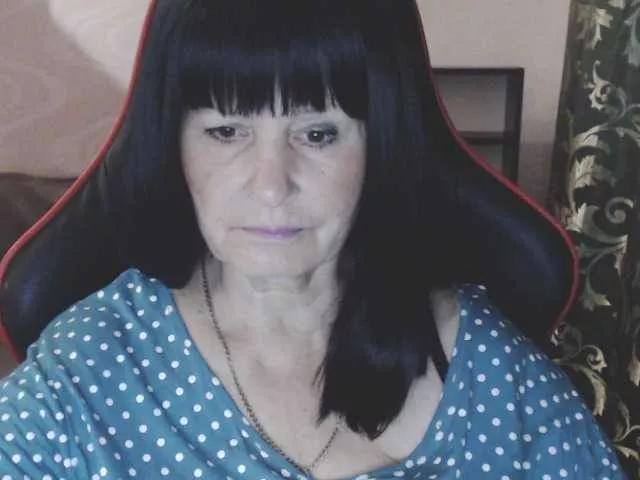 KatarinaGloss from BongaCams