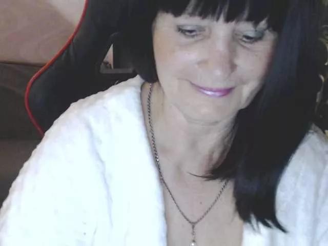 KatarinaGloss from BongaCams