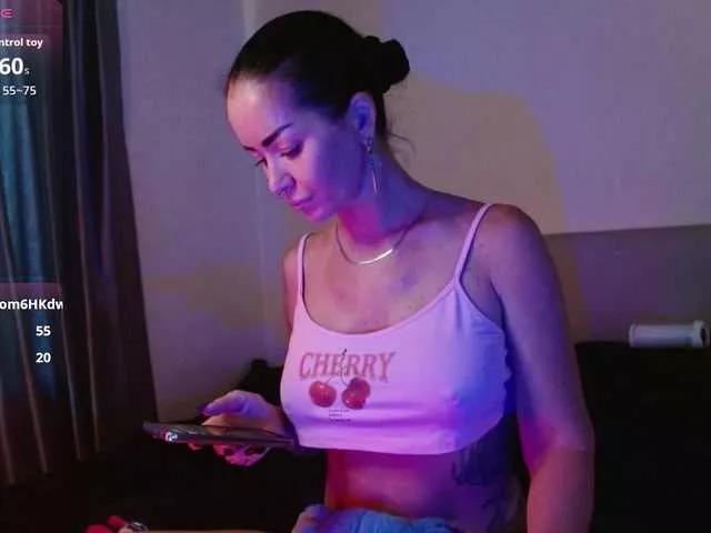 KattyCat from BongaCams