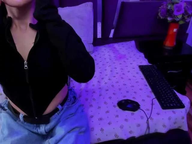 kattyqueenn from BongaCams