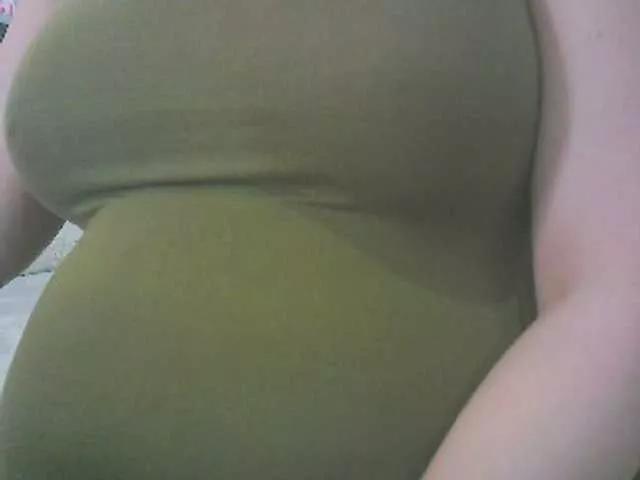 KeepmepregO from BongaCams