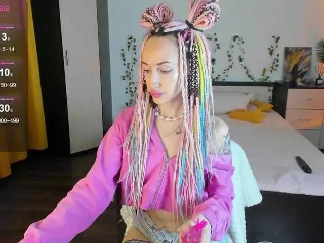 KellyJacksoon from BongaCams