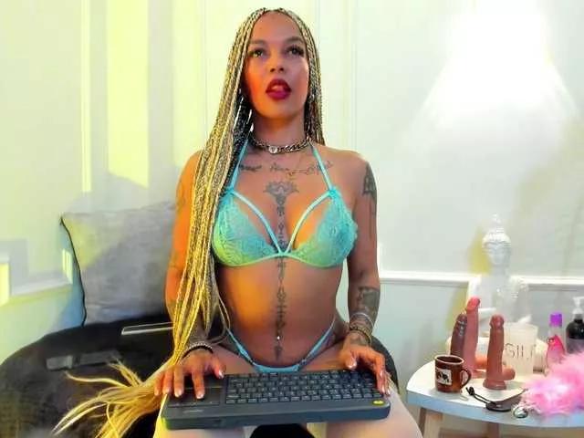 kennya-carper from BongaCams