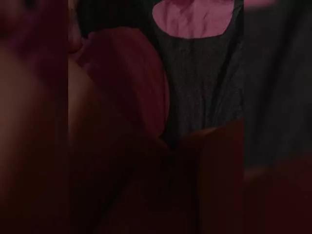 Kiskis-s from BongaCams