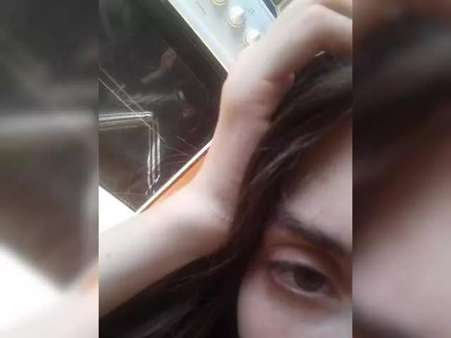 Kissa-is-klassa-a from BongaCams