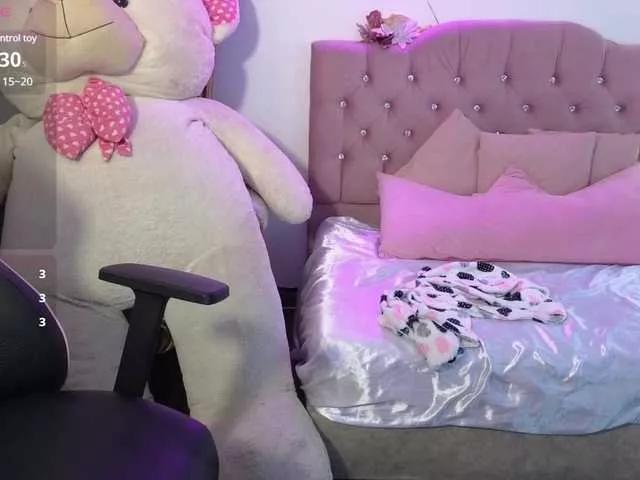 KISSI-TAY from BongaCams