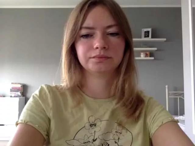 kissMillie from BongaCams