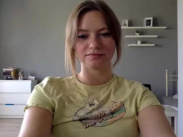 kissMillie from BongaCams