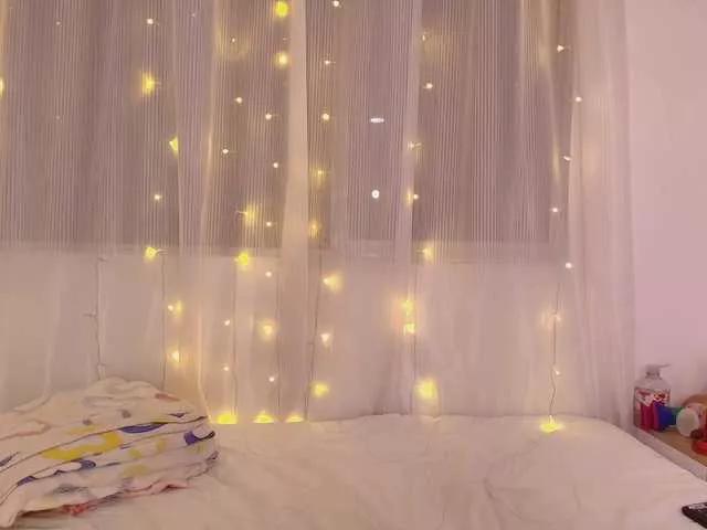 kittylove18 from BongaCams
