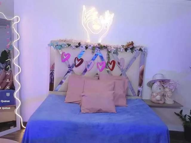 kittystart-tay from BongaCams