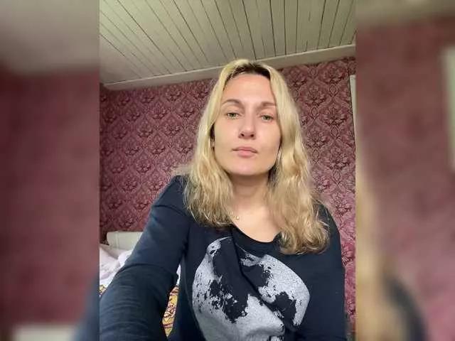 kykyshe4ka from BongaCams