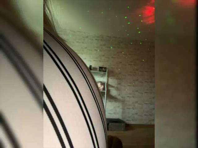 L0lly-D0lly from BongaCams