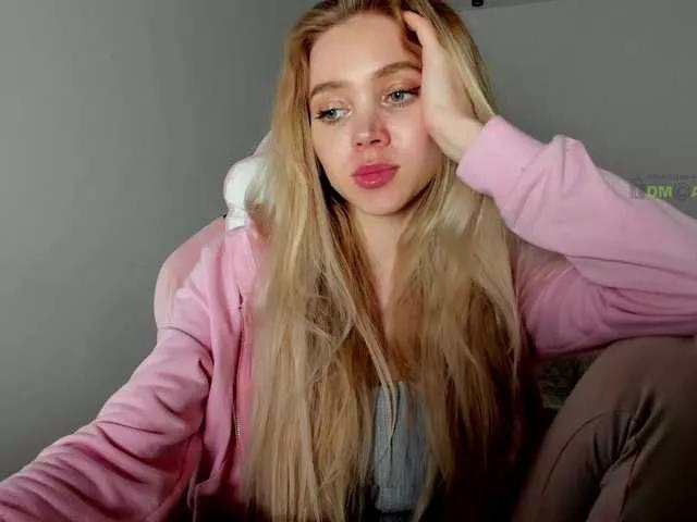 ladayy from BongaCams