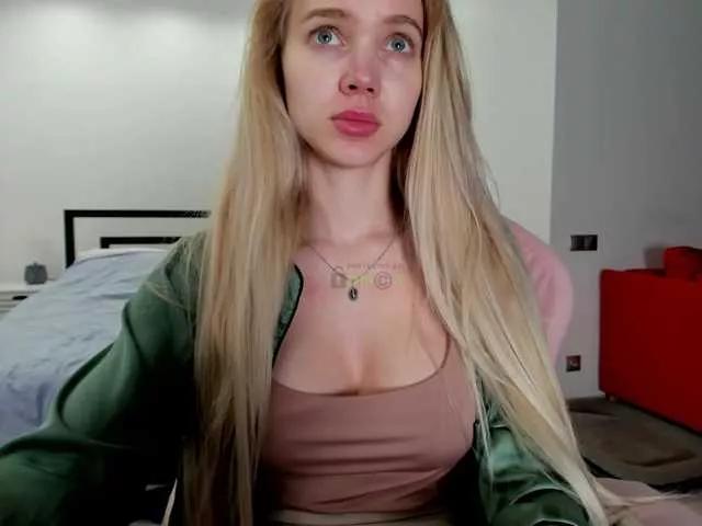 ladayy from BongaCams
