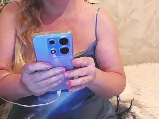 Lady-Erata webcams show profile image 