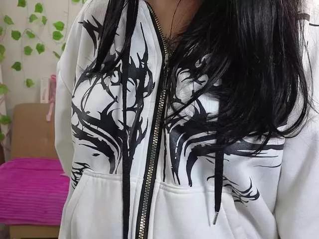 Lalalutsy-tay from BongaCams