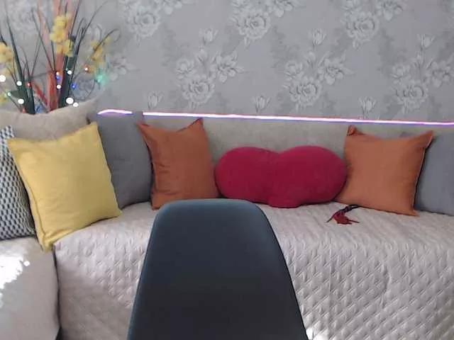 LaliaMia from BongaCams