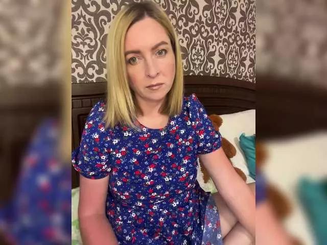 Lalie from BongaCams