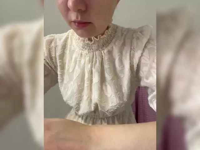 LanaDL18 from BongaCams