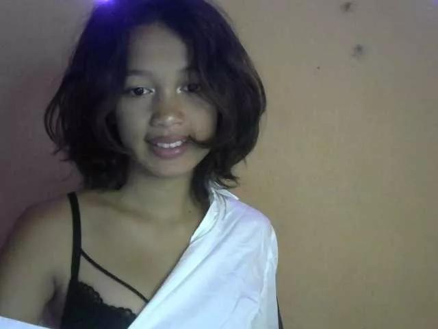 Laura1881 webcams show profile image 