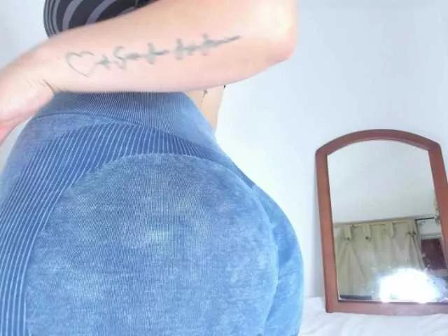 LaurieTaylor on BongaCams