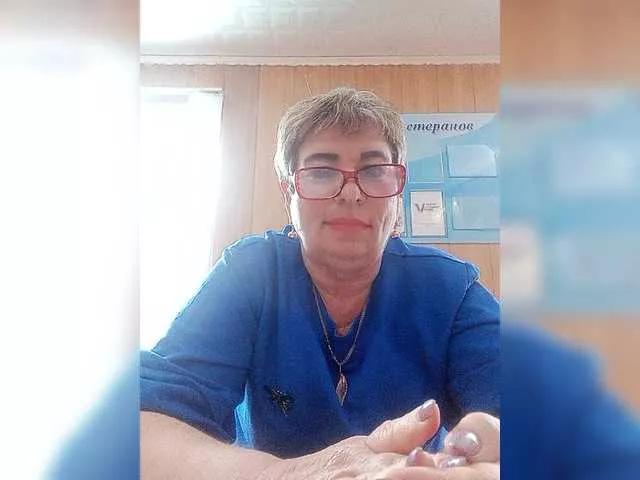 LeeNel from BongaCams