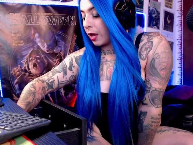 LiaAdams from BongaCams