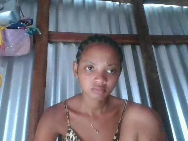 Licieol from BongaCams