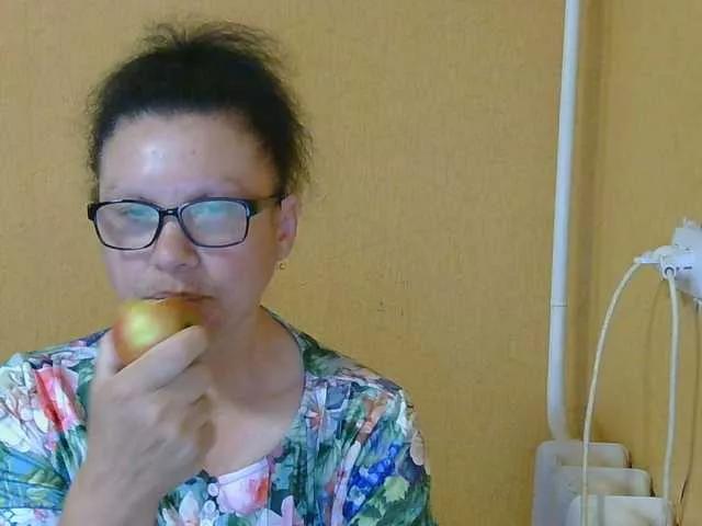 Liddia from BongaCams