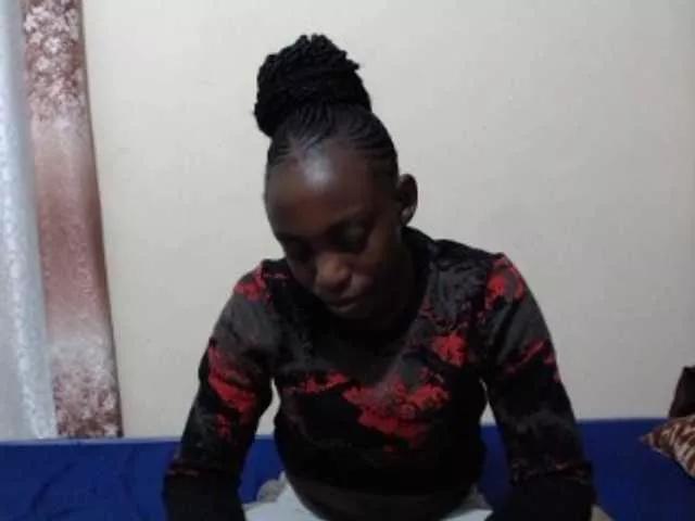 lilqueen1 from BongaCams