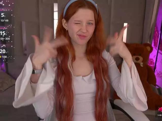 LiluReds from BongaCams