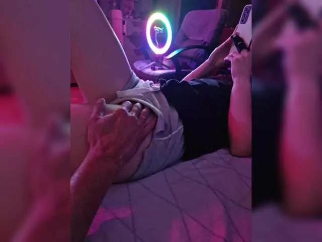 Lily-Sam from BongaCams