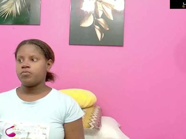 littlechocolate from BongaCams