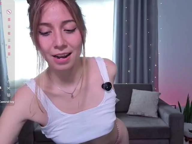 LittleSammy from BongaCams