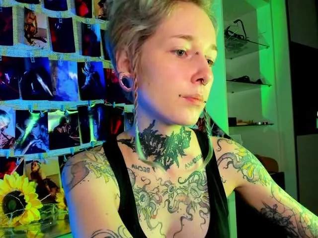 LittleSpaceMouse- from BongaCams