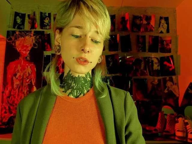 LittleSpaceMouse- from BongaCams