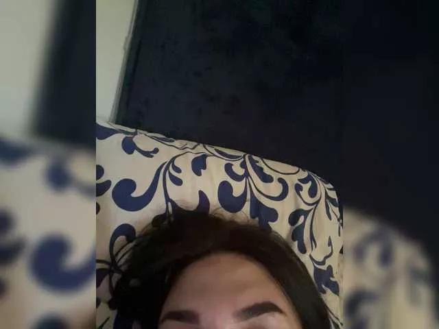 Liysan11 webcams show profile image 