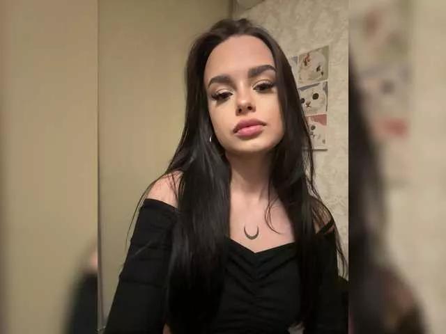 Lola-Li from BongaCams
