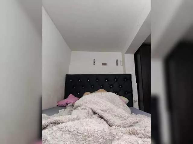 Lola7777 from BongaCams