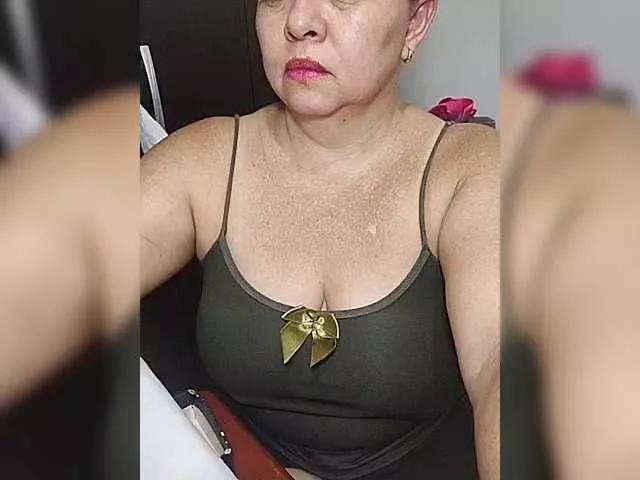 LolytaWOMAN from BongaCams