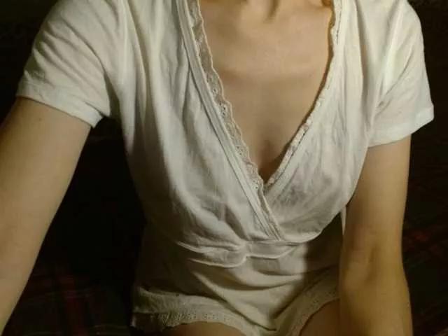 LorraineOSun from BongaCams