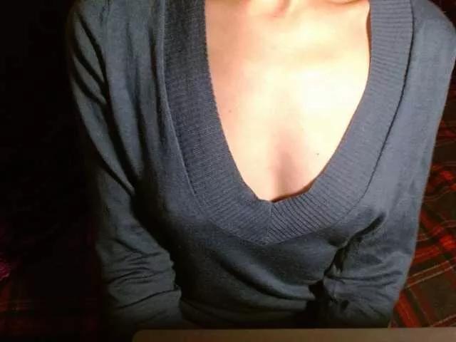 LorraineOSun from BongaCams