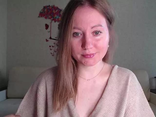 Love-in-idlen webcams show profile image 