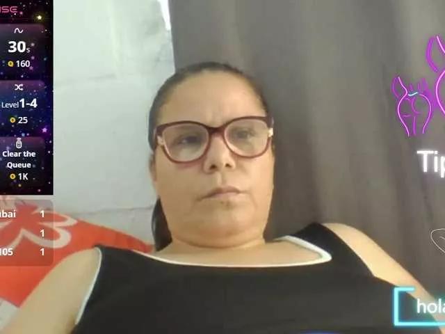 Lucianamaster webcams show profile image 